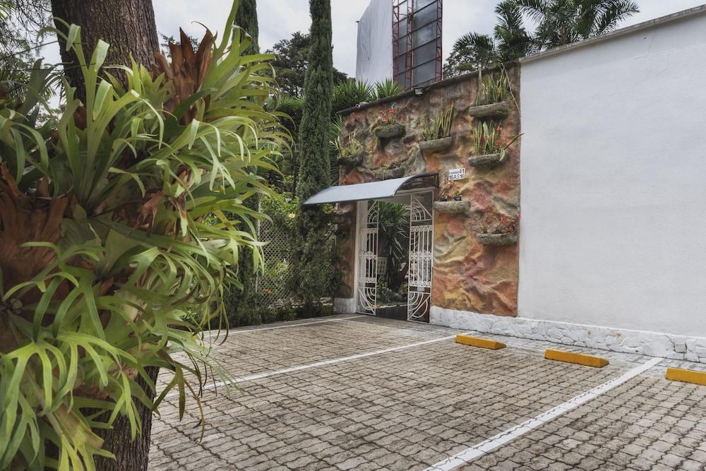 Hotel Aromax Del Campestre Medellín Exteriér fotografie